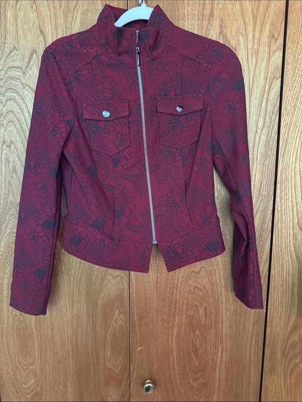 White House Black Market Crimson Floral Zip-Front Jacket